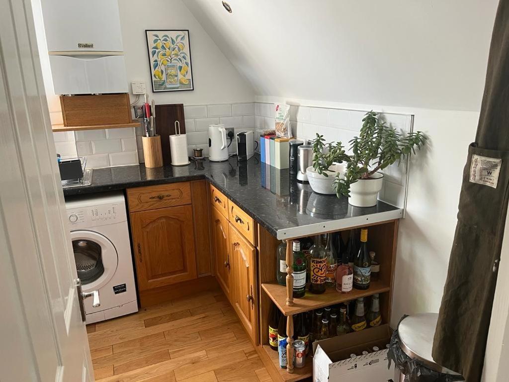 2 Bedroom Top Floor Flat, West Dulwich Free Street Parking ลอนดอน ภายนอก รูปภาพ